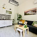 Downtown* 600Mbps* Smart Tv* Ac